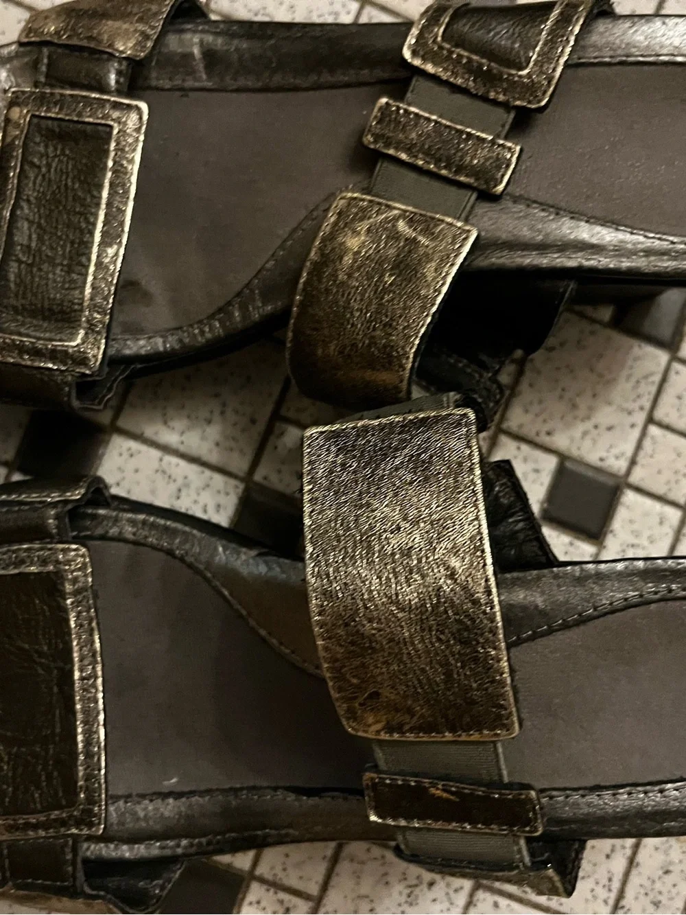 Naot leather wedge
